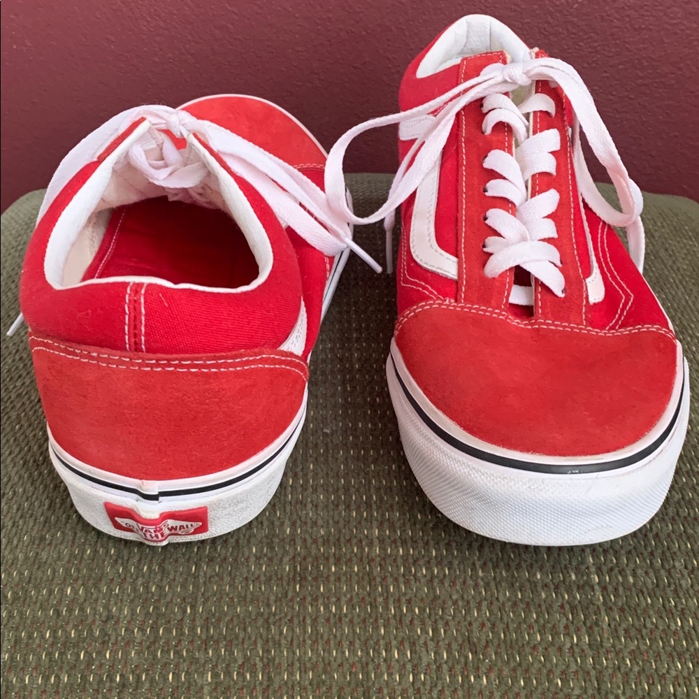 Vans Red and White Classic Mens Lace-Up Sneakers - Picture 4 of 6